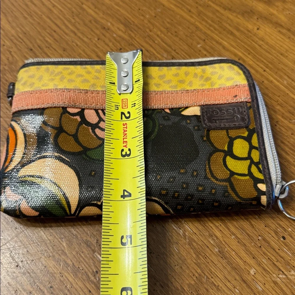 Fossil Coated Canvas Keyper Vintage Floral Zipper Wristlet W/ Keyring